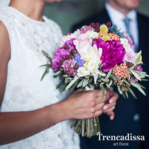 Ramos y bouquets de novia con flores naturales, personalizados, a juego con coronas y corsages