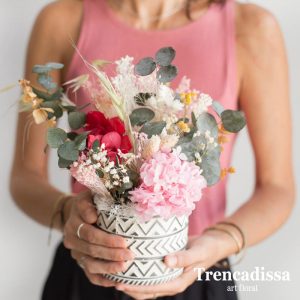 Centro de cemento con flores secas y preservadas, venta online para toda España