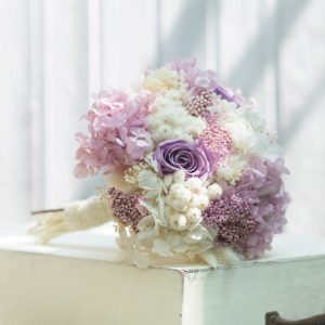Ramos de flores para novias en flor seca, en tonos pastel, venta online para toda España