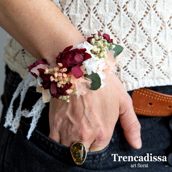 pulseras-florales-con-hortensia