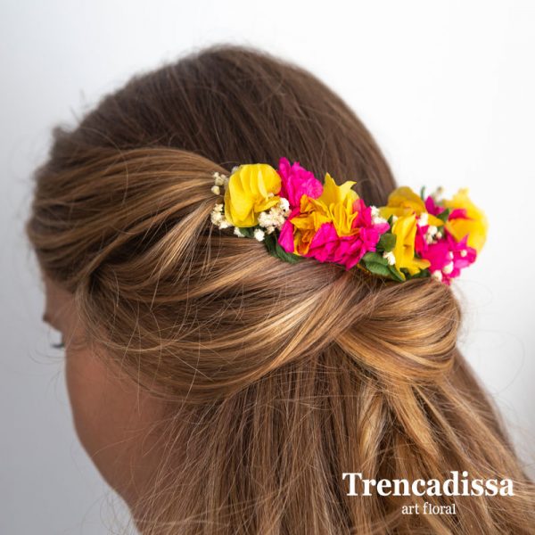 Tocado floral preservado de estilo romántico