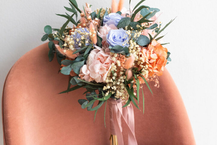 Ramo de boda preservado con rosas preservadas color lila