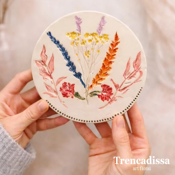 Taller de cerámica y flores secas en Badalona