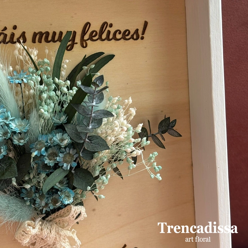 cuadros con flor seca y preservada en tonos azules