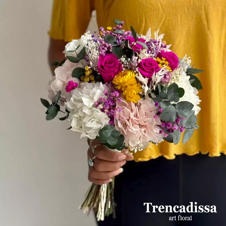bouquets de flor seca y preservada para novias