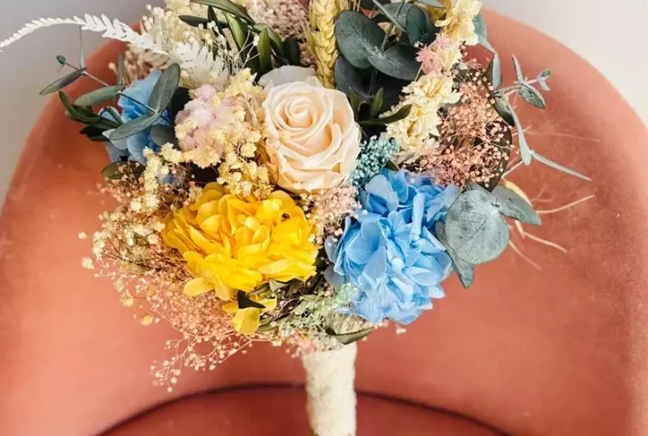 Ramo de novia Eucalipto preservado Hortensia Rosa preservada peach Avena Trigo Violé blanco seco Flores secas