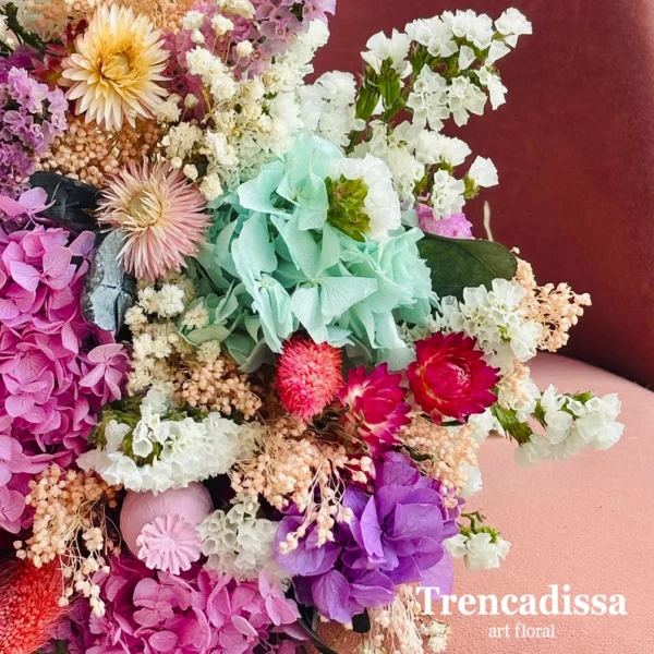 Ramo preservado con flor variada